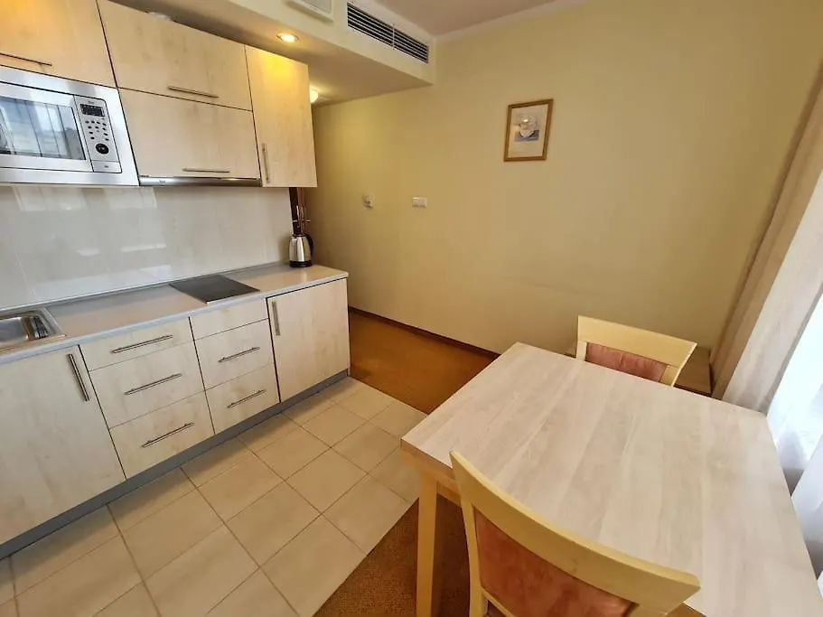 Appartement 10Q - Z6 Apartament 705 Varsovie Pologne